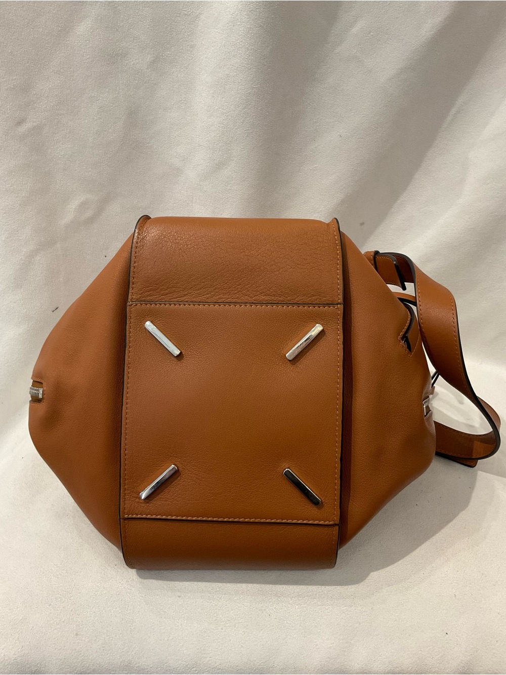 Loewe Bag - Picture 3 of 8